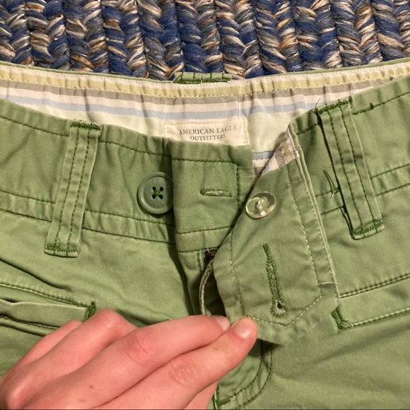 🟢 American Eagle Light Green Shorts - Picture 3 of 7